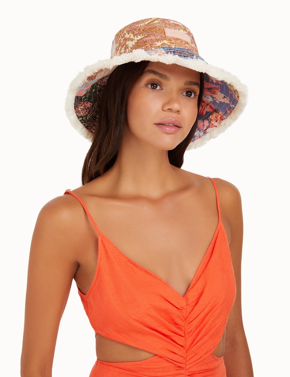 Bucket Hat