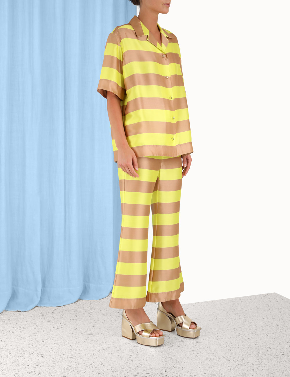 Wonderland Relaxed Kick Flare