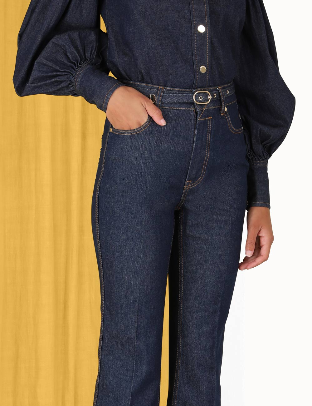 Cropped Flare Jean