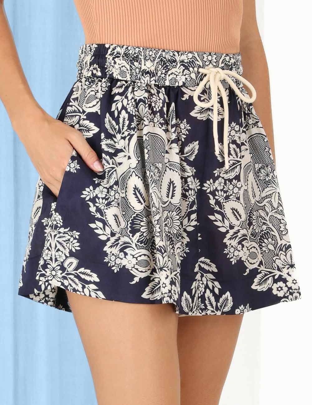 Pattie Relaxed Short