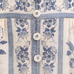 Cream/Blue Floral