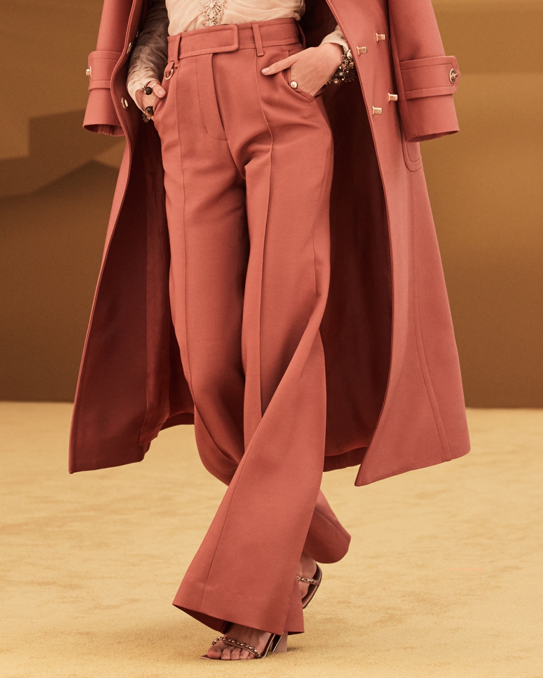 IN THE DETAIL: LOOK 31 FALL READY TO WEAR 2022 