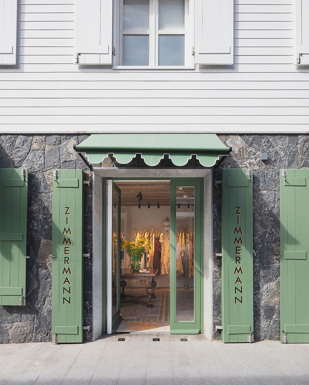 Find your nearest ZIMMERMANN store.