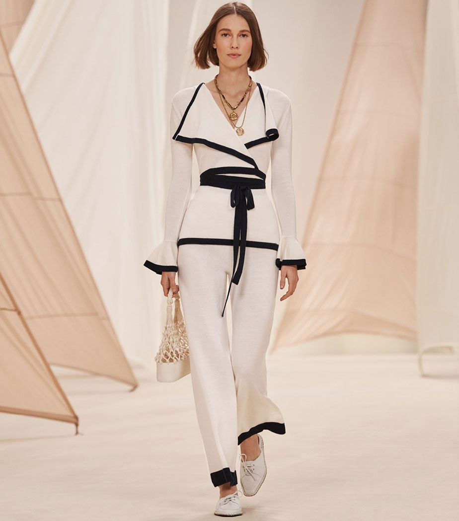 R23 Runway Look 13