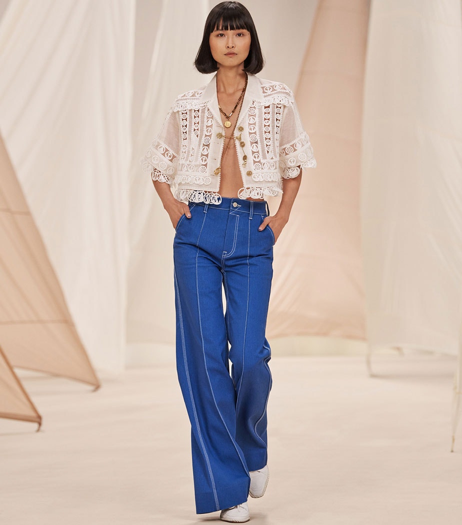 R23 Runway Look 17