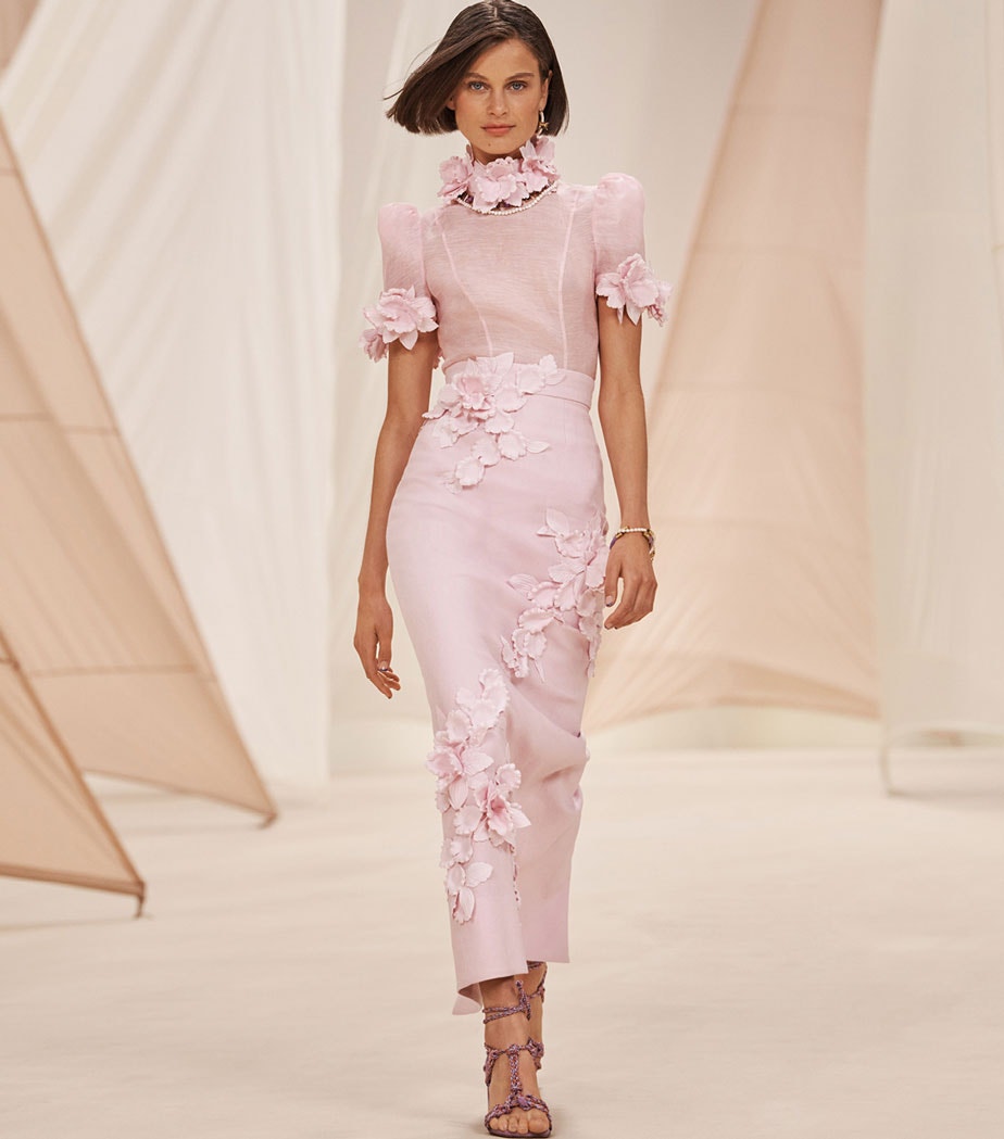 R23 Runway Look 21