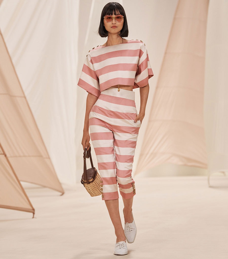 R23 Runway Look 34