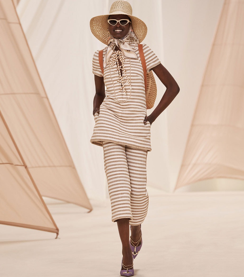 R23 Runway Look 6