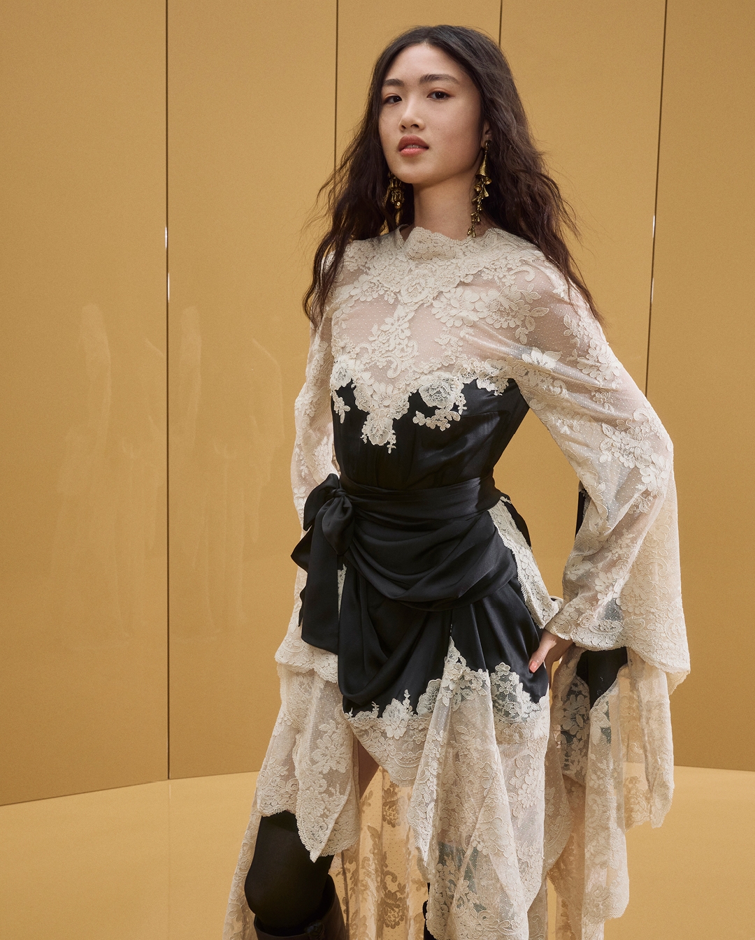 Xu Wei in look 42 
