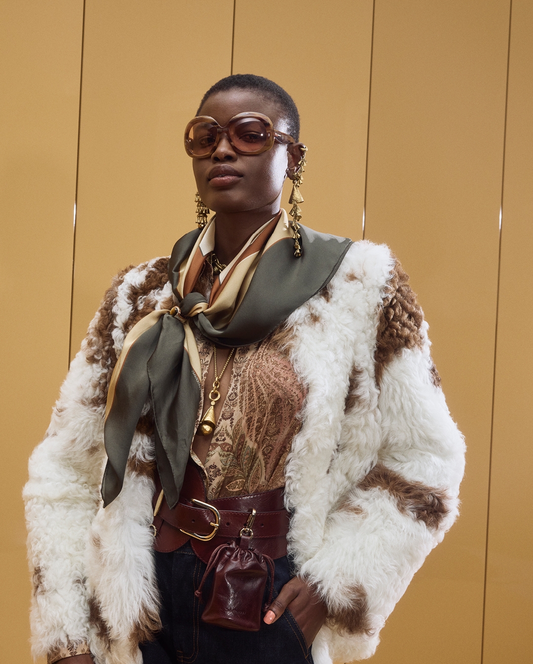 Anya in look 10 