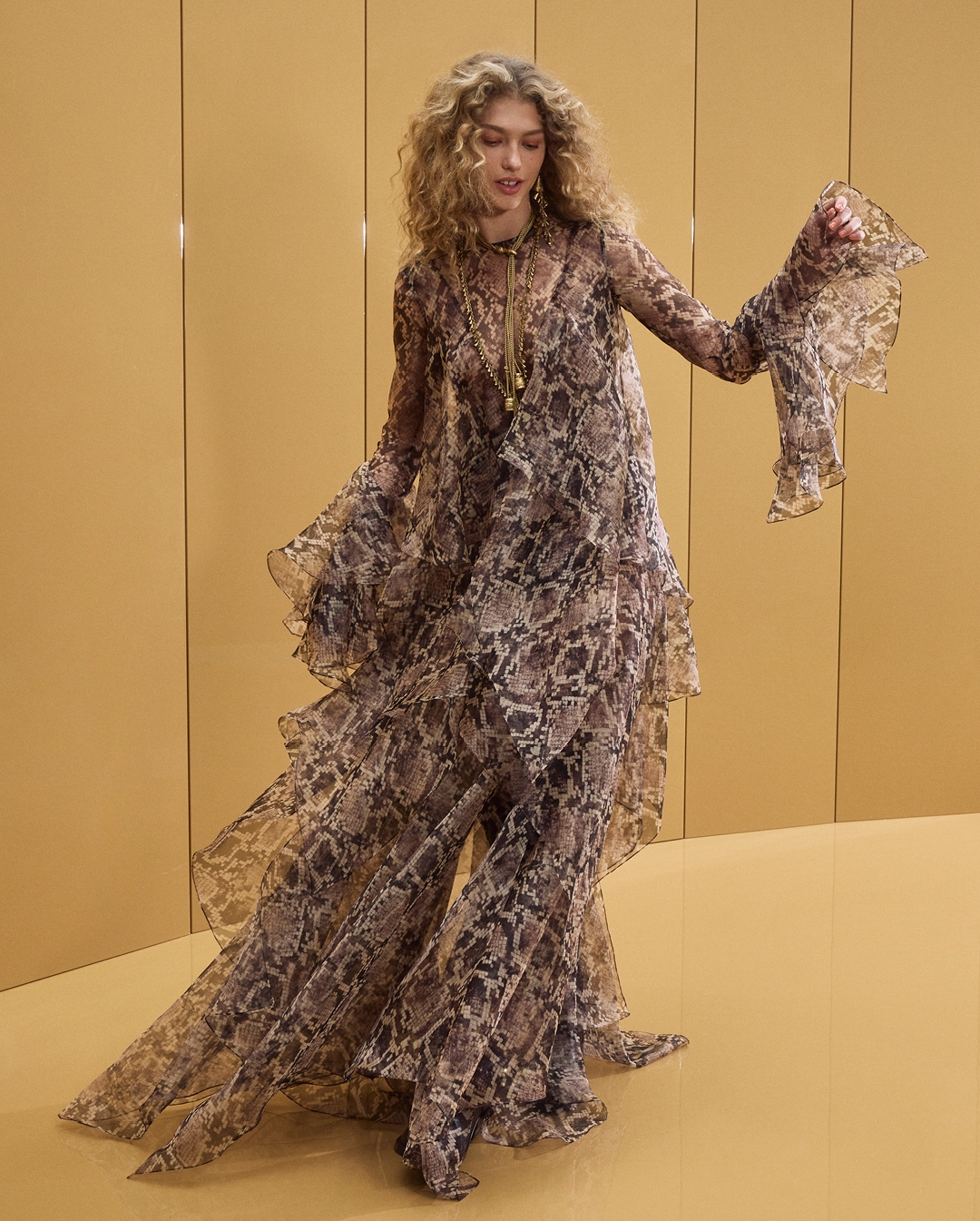 Dorit in look 35 