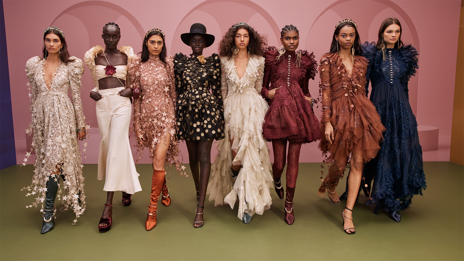 BEHIND THE SHOW FALL READY TO WEAR 2022: Looks 24, 38, 39, 40, 41, 42, 43 and 44 