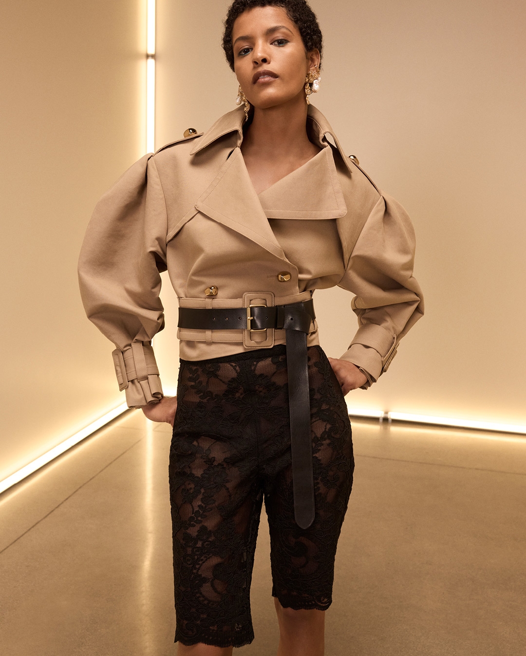 Laiza de Moura in Look 46 