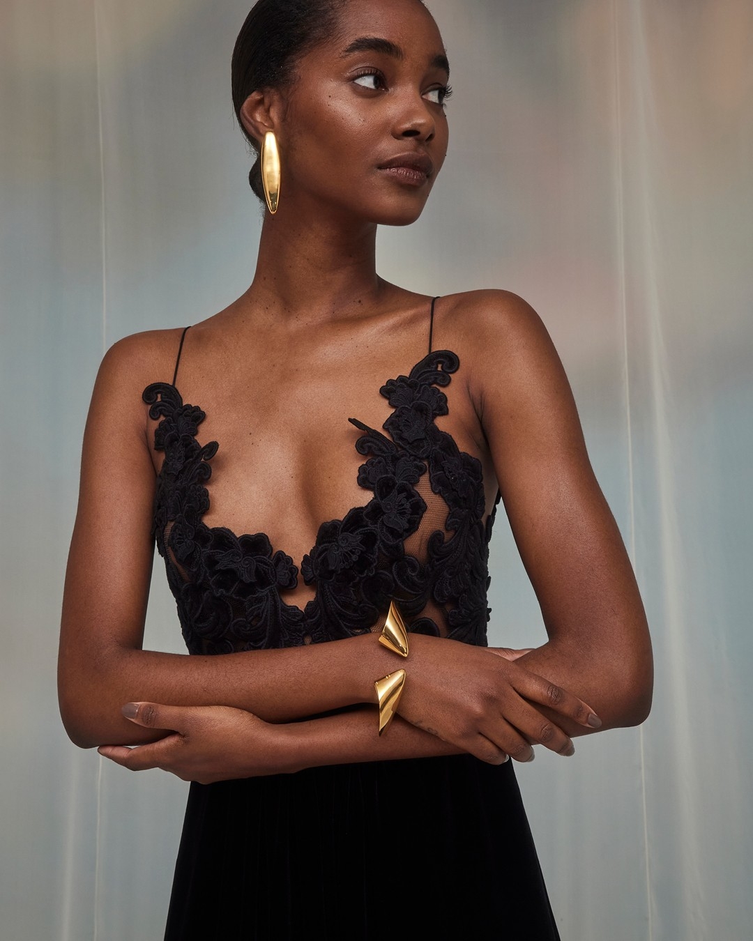 Tami Williams in Look 15  