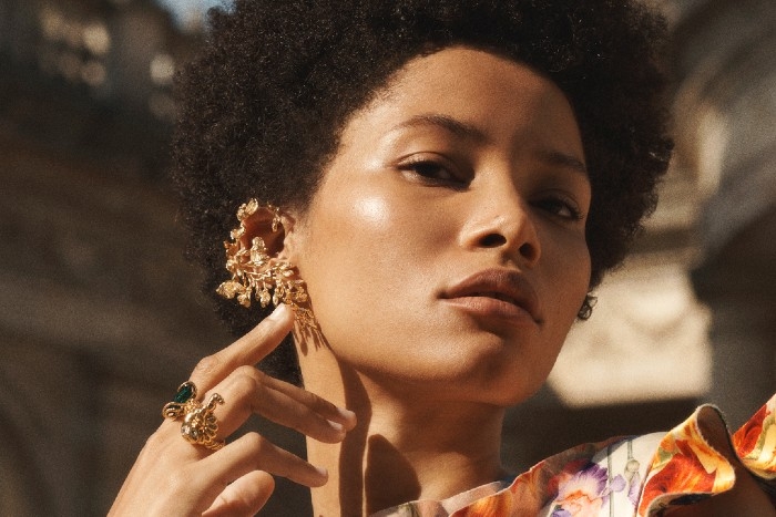 SHOP EARRINGS 