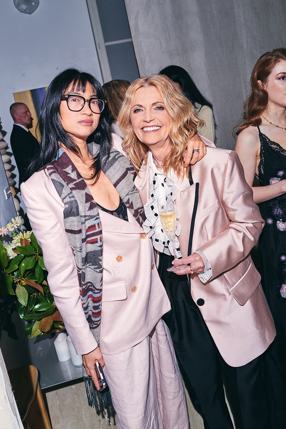 MIMI XU AND SIMONE ZIMMERMANN 