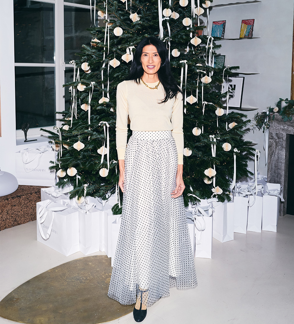 SUZI DE GIVENCHY: TULLE SKIRT 